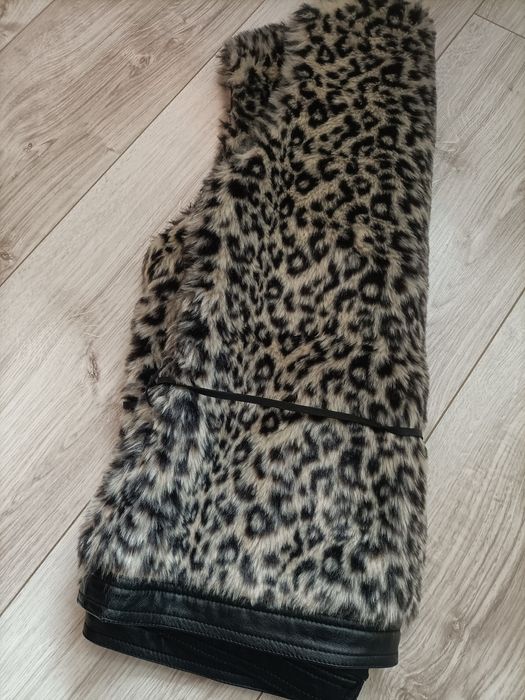 Nowe futerko damskie w panterkę Sinsay (rozmiar M)