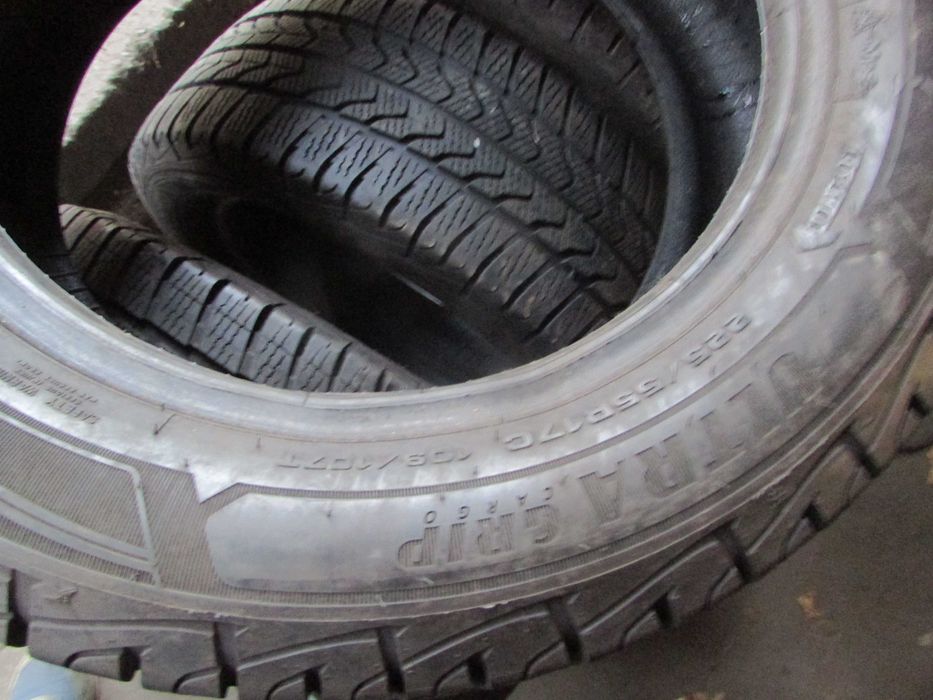 225/55/17с комплект зимових шин Good Year Ultra