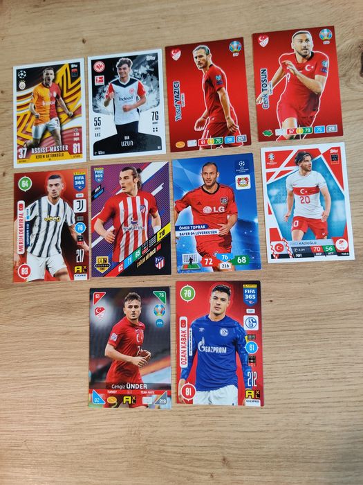Zestaw karty piłkarskie Turcja panini adrenalyn XL topps.