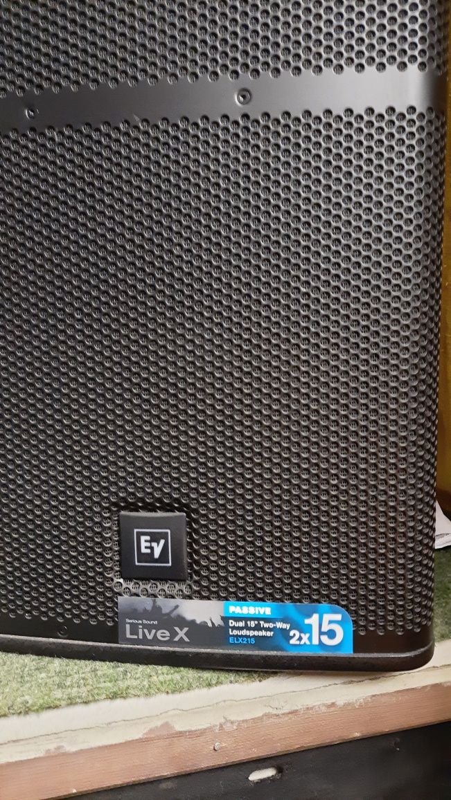 kolumny Electro Voice ELX215 + powermixer Peavey XR 8600 -2x 600 W