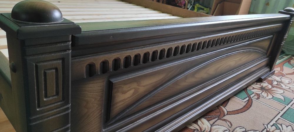 Ліжко двоспальне дубове, натуральне