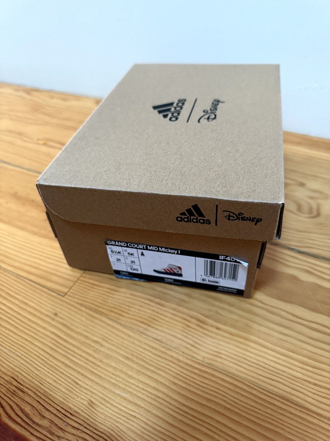 Sapatilhas adidas bebé - tam. 21 (novas)