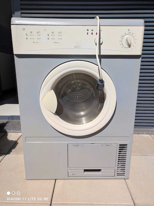 Máquina de Secar Roupa – Indesit – Condensação