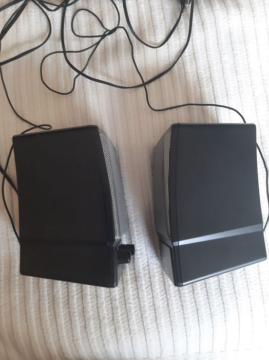 Colunas Creative SBS 240 (speakers)