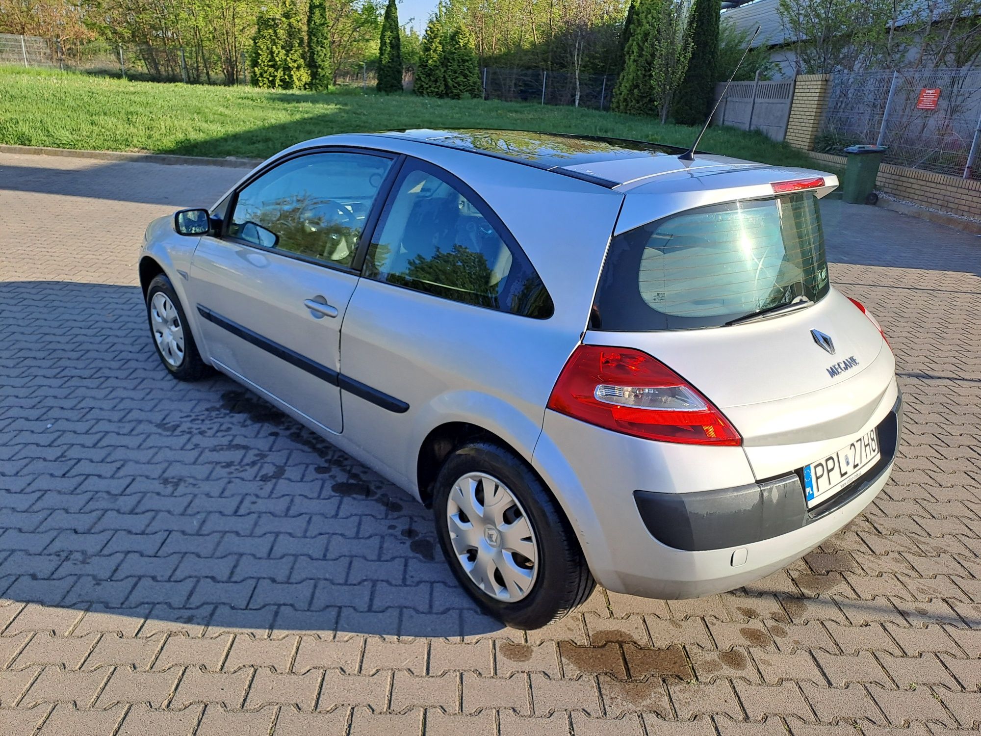 Renault Megane 1,5 diesel,  nowy przegląd,  długo OC