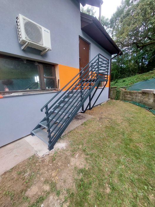 Schody metalowe krata wema