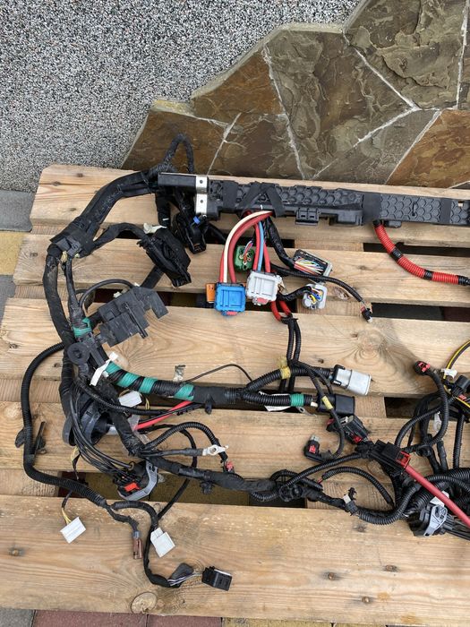 Підкапотна проводка Model 3 Tesla коса магістраль