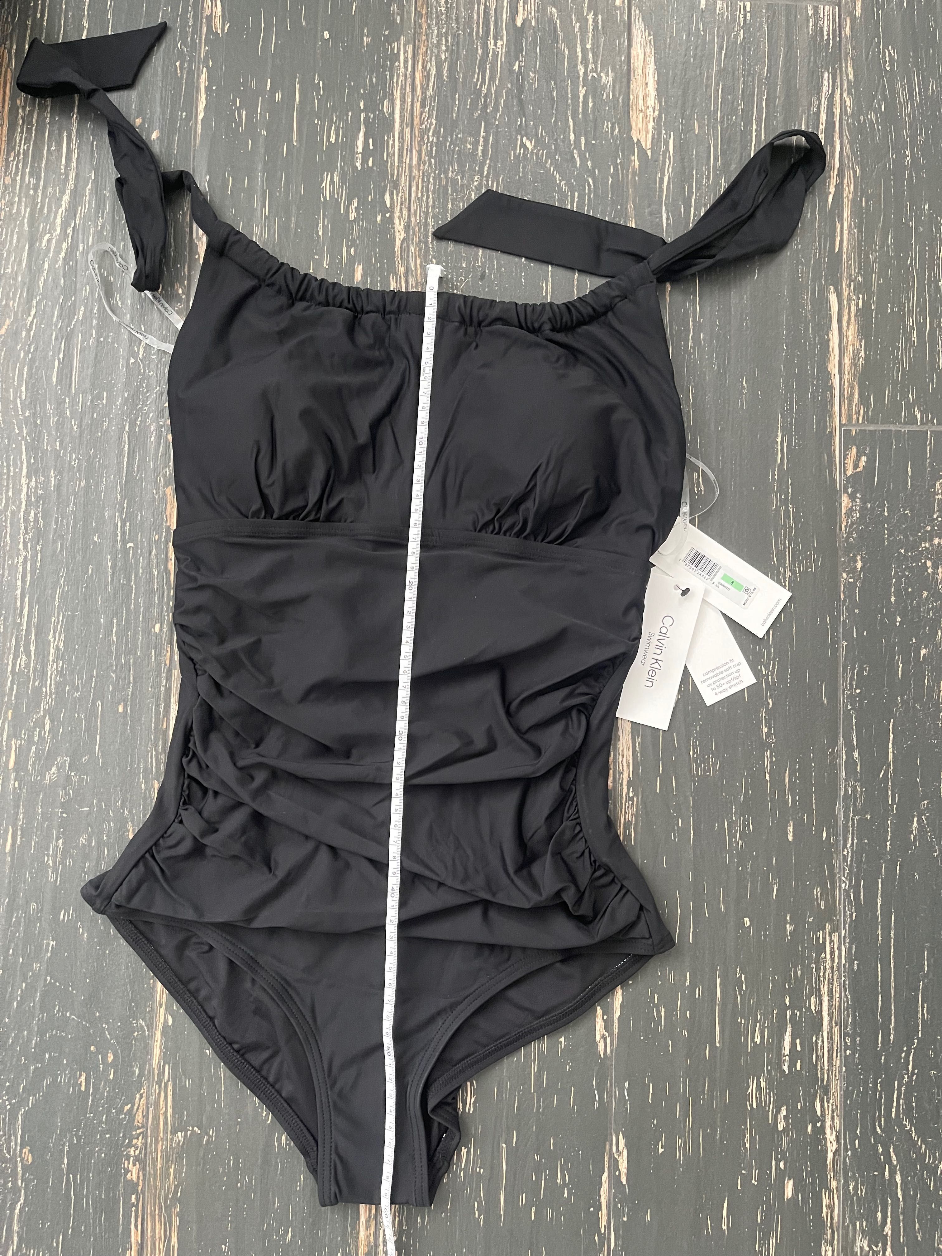Calvin Klein original. Красивый цельный купальник р М цвет черный