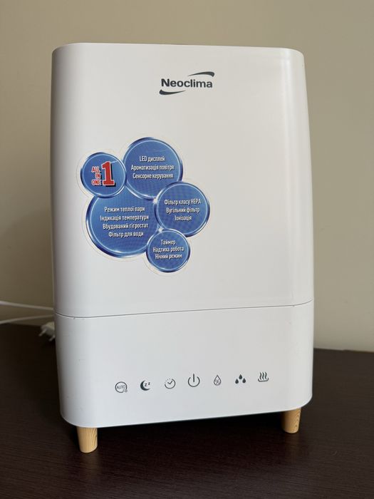Зволожувач повітря Neoclima SP-75WB