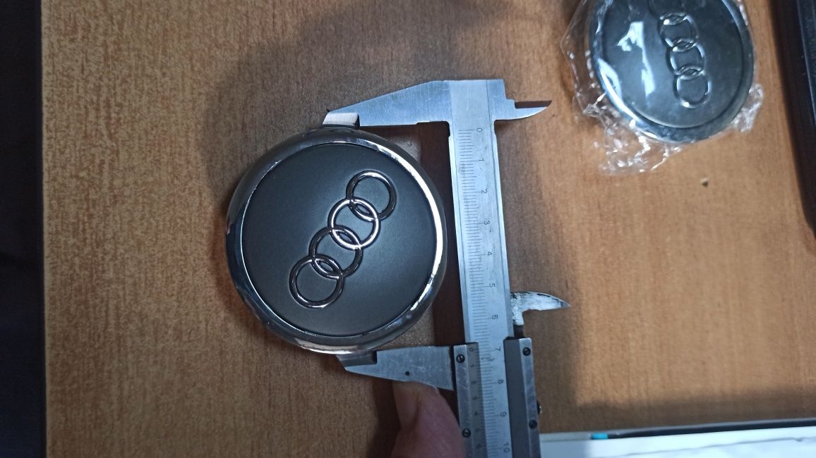 Колпачки ковпачки заглушки дисків Audi WAG