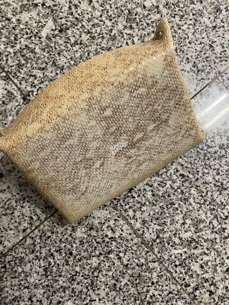 Despeja bolsos em pele
