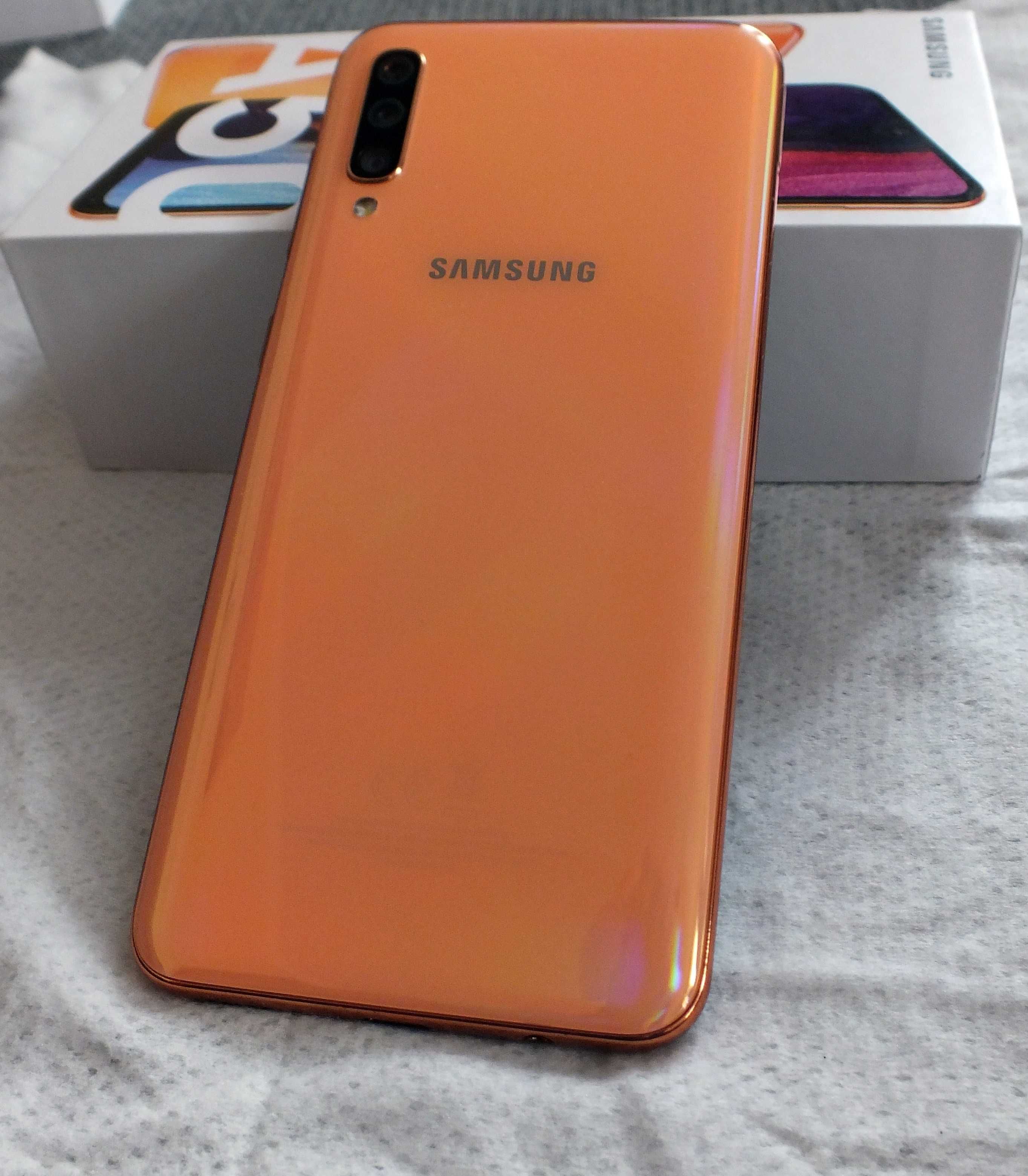 SAMSUNG A50 telefon