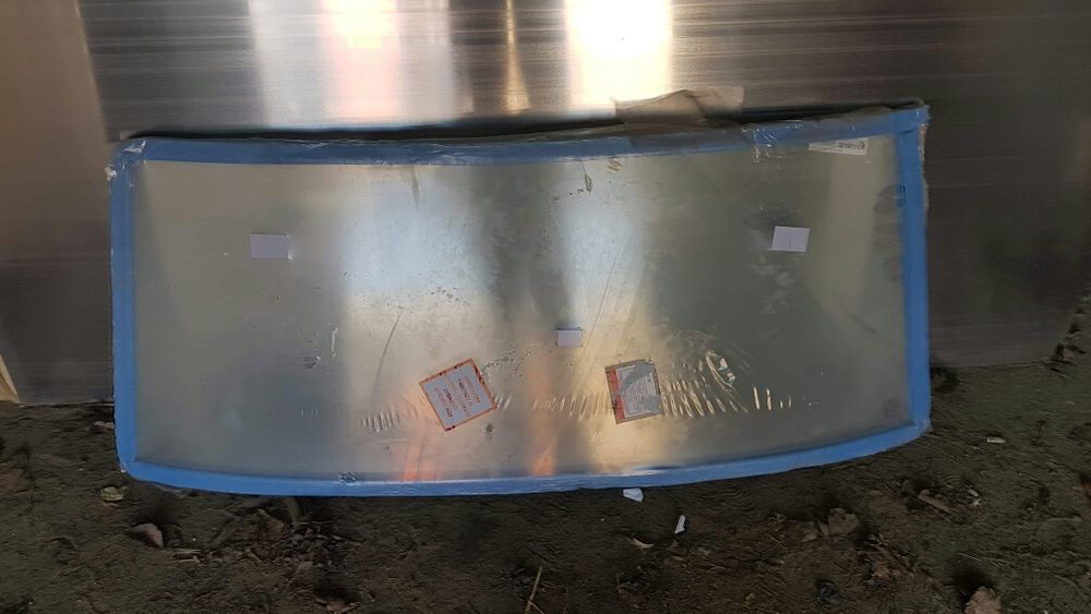 Szyba czołowa przednia nissan patrol Gr Y60 K260