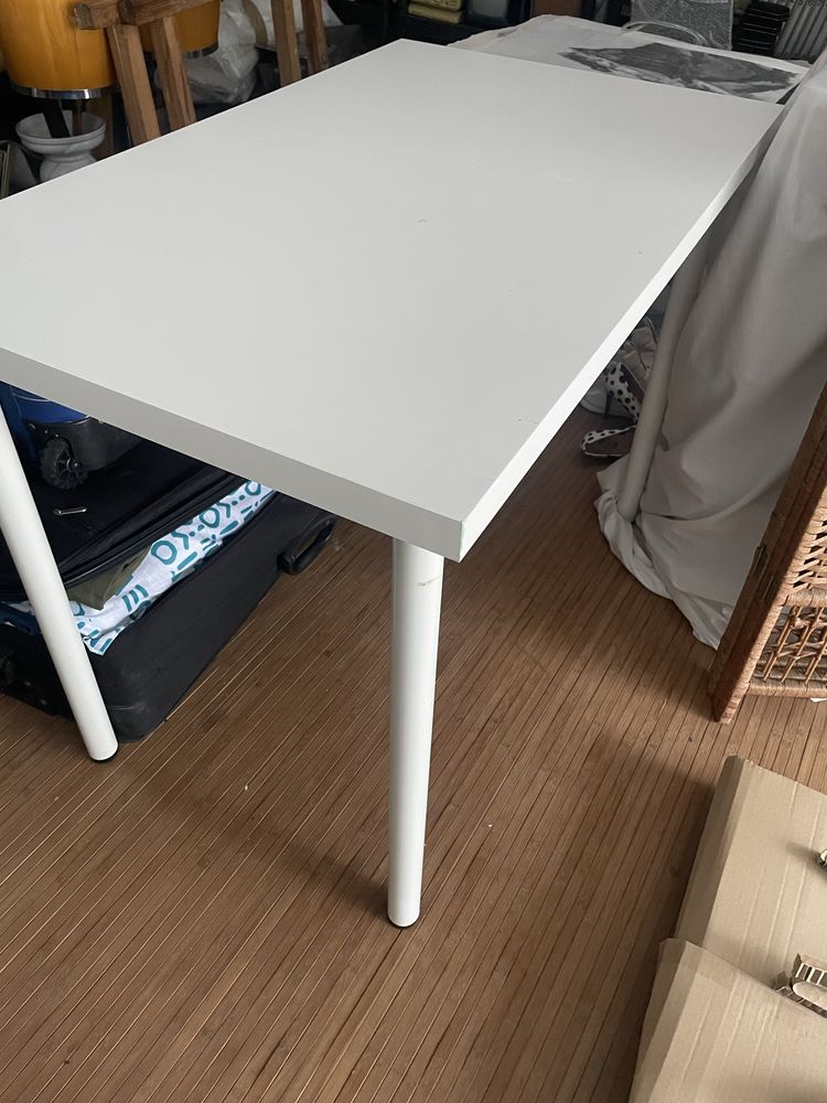 Mesa branca 100x60