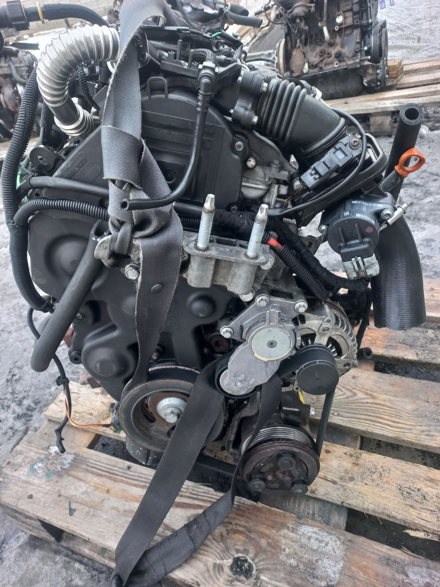 Мотор двигун двигатель 1.6 16  D4164T mazda 3 volvo c30 s40 v50 v70