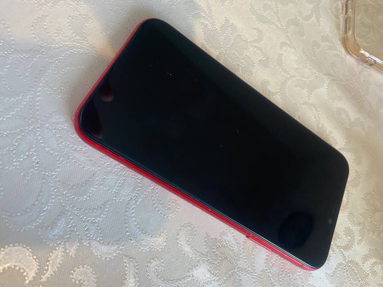 iPhone 11/64 red