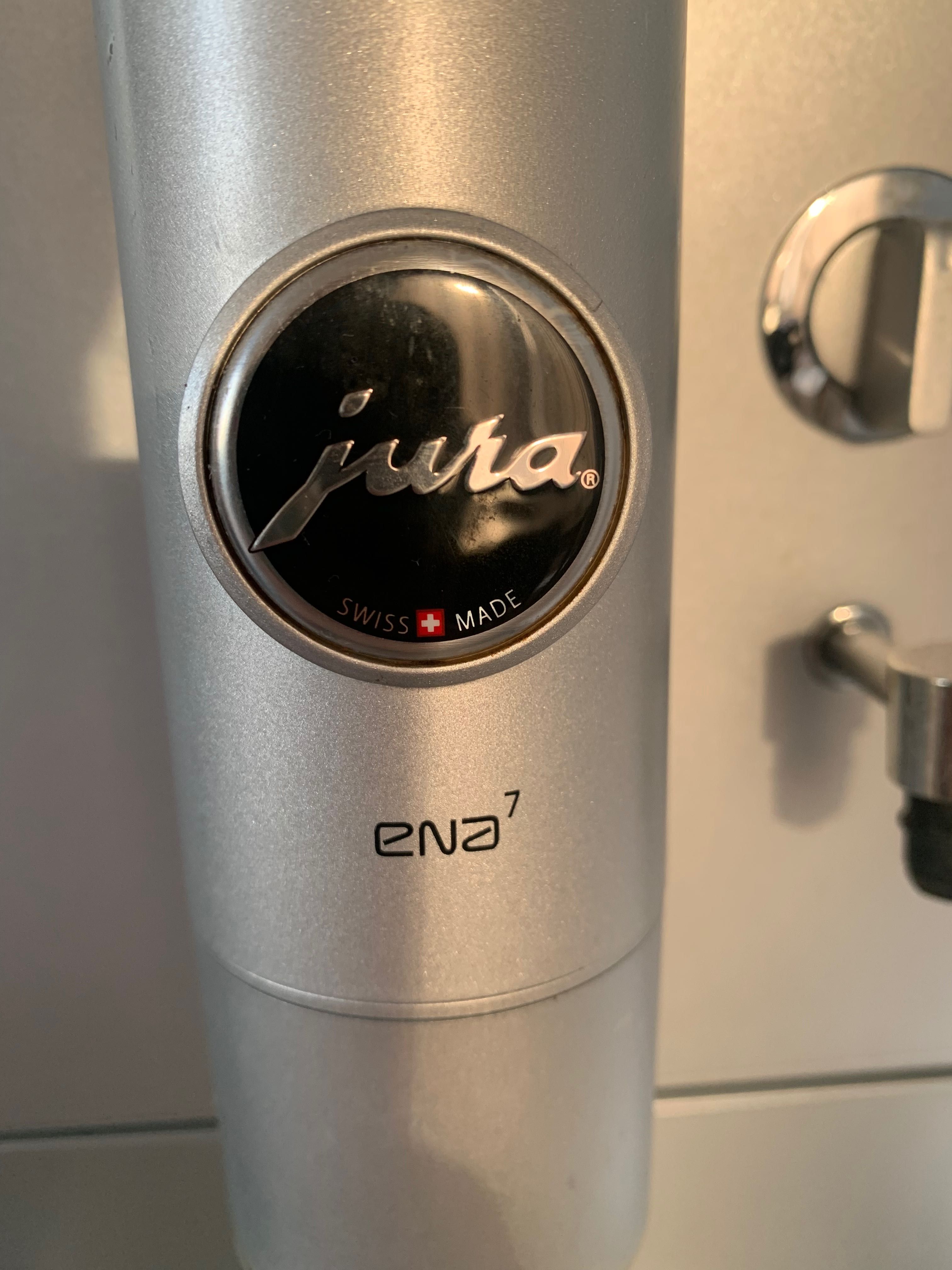 Ekspres ciśnieniowy Jura Ena 7