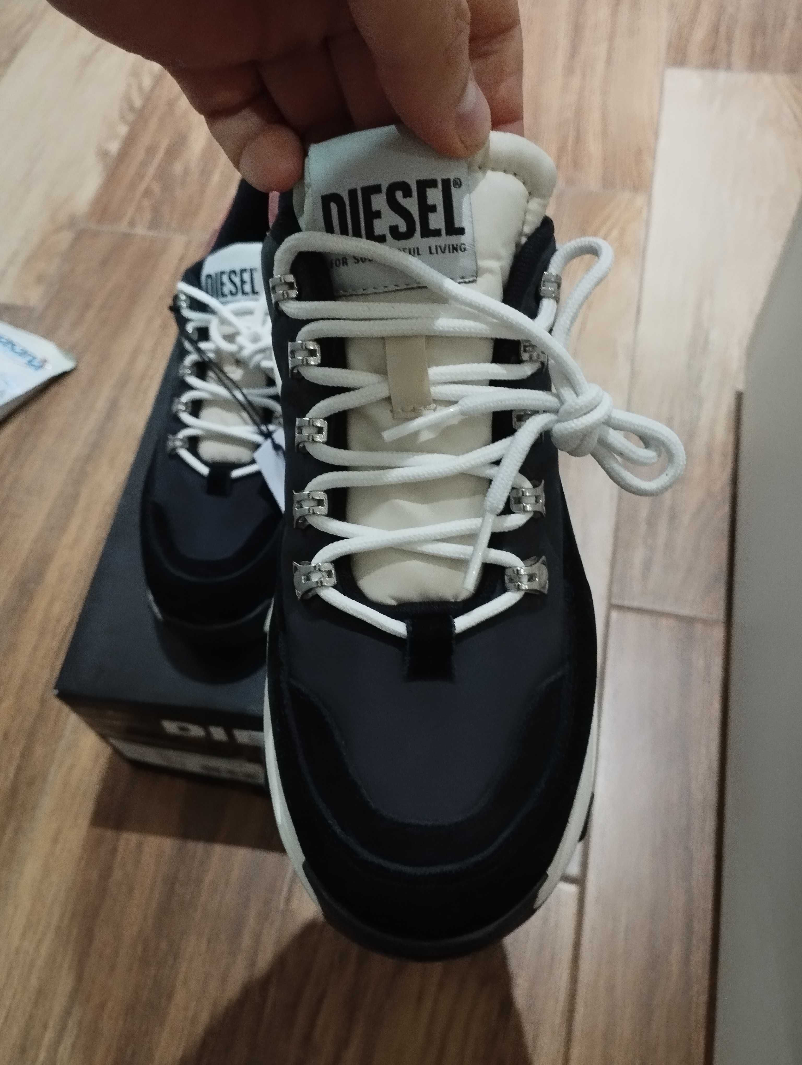 Кросівки оригінальні Diesel 39 р