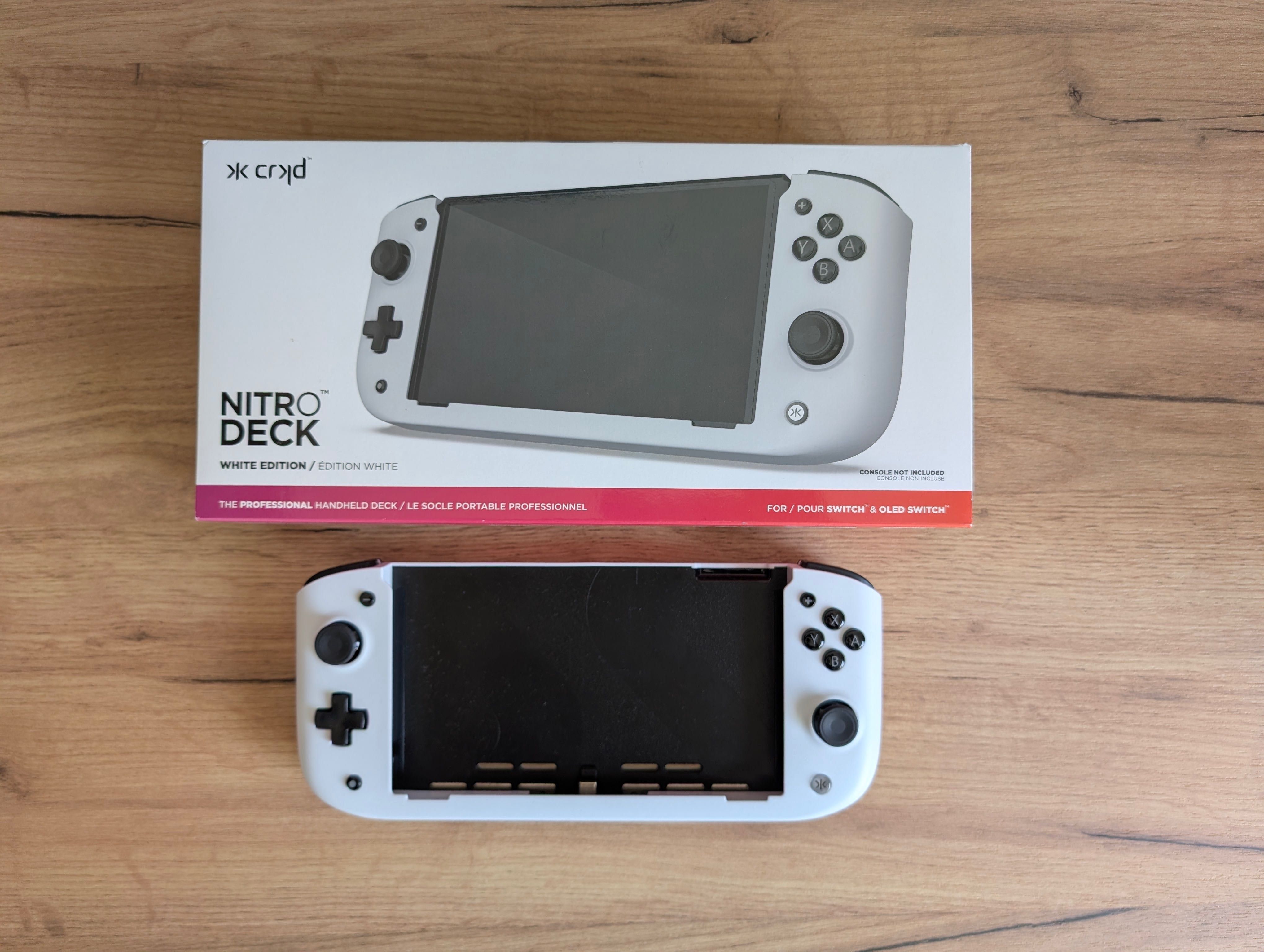 Nintendo Switch OLED, super stan, oryginalny zestaw, dużo dodatków