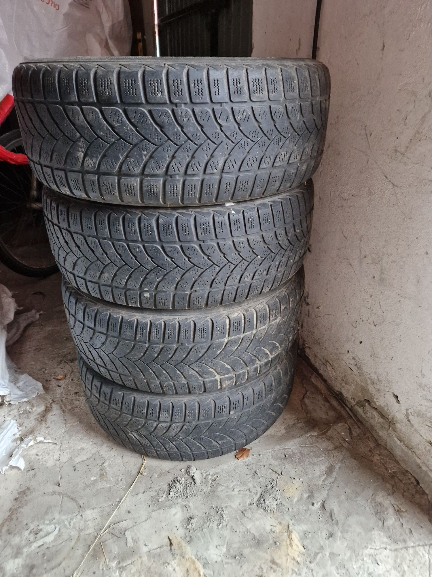 Opony z felgami 205/55 r16 Toyota