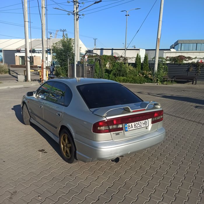 Subaru  Legacy 2.0AKПП 1999