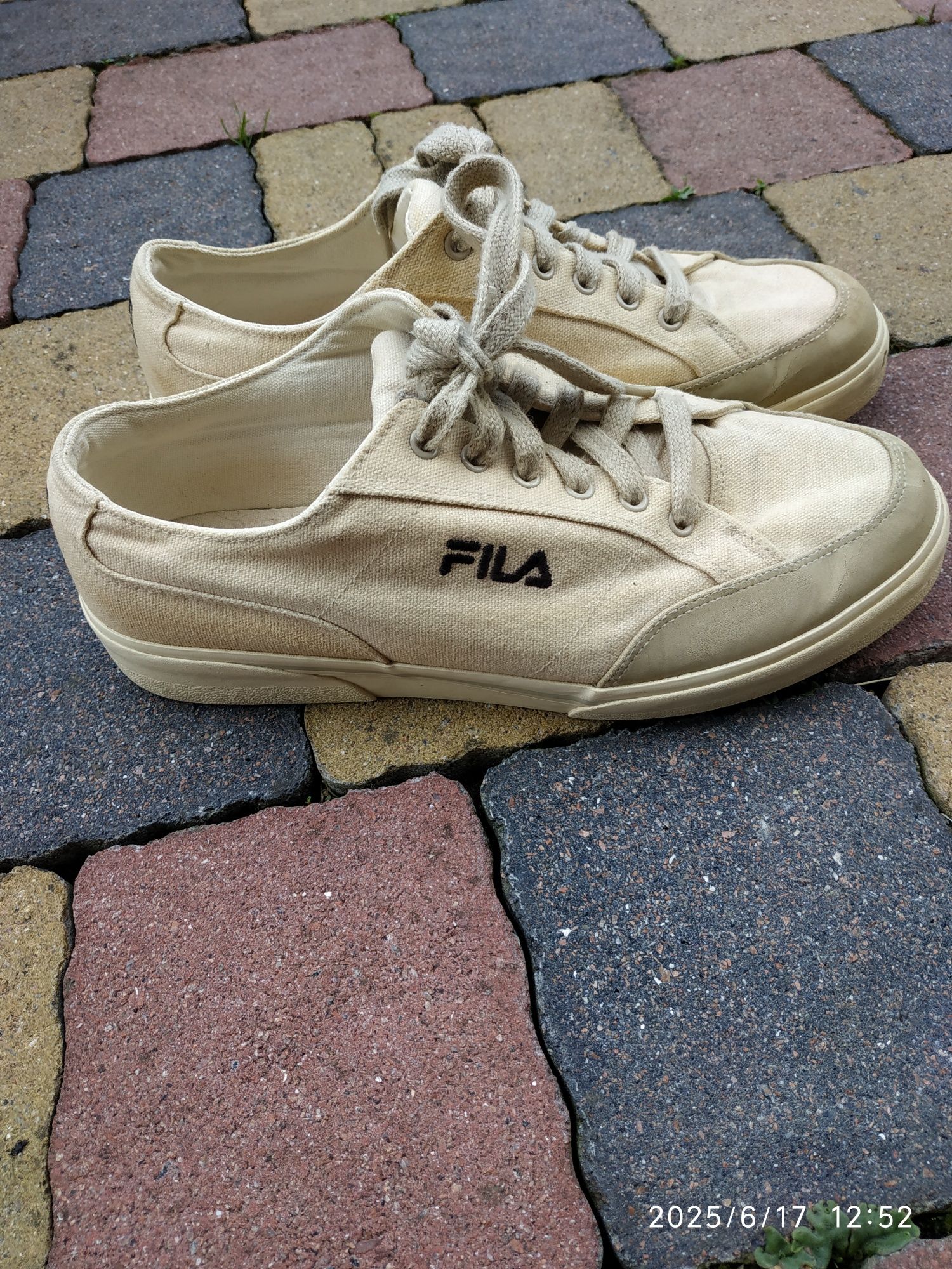 Продам кеди FILA оригінал