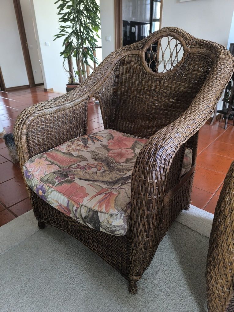 Duas Cadeiras Rattan