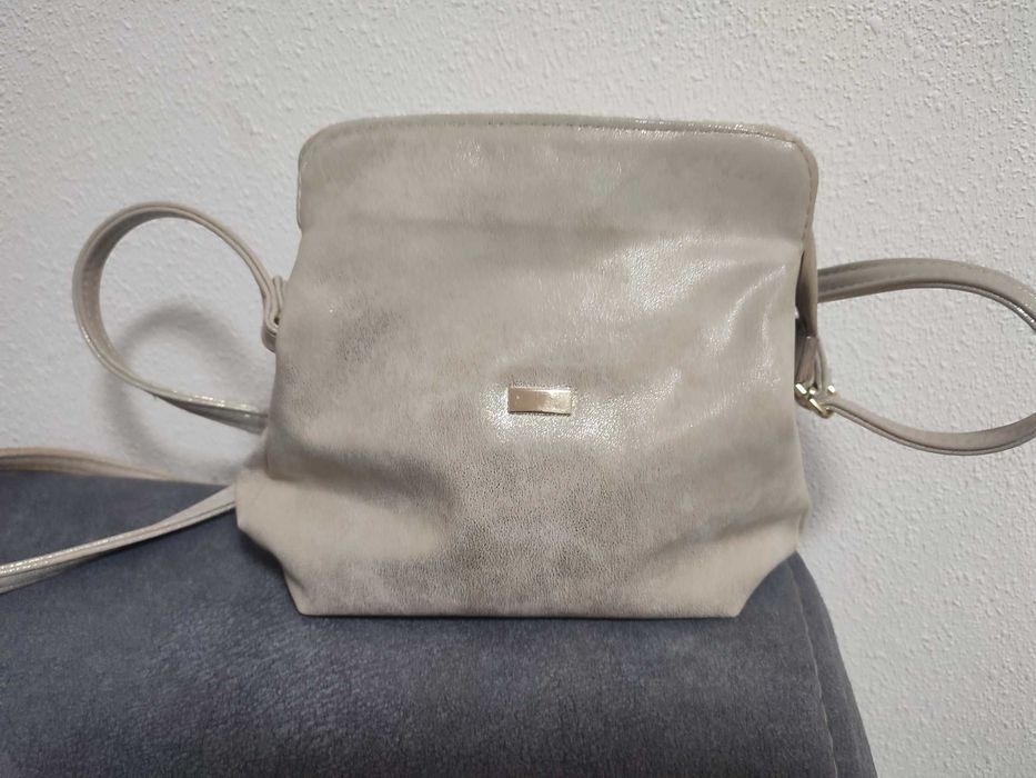 Сумочка, під шкіру лазерку