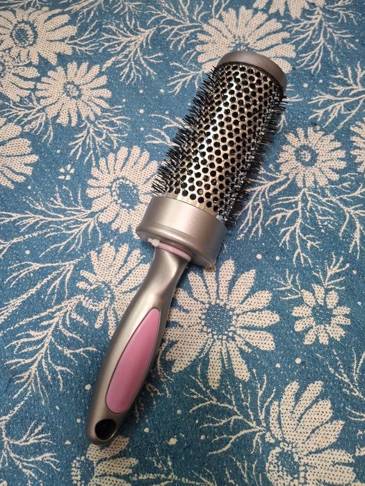 Новая щетка ( расчёска)