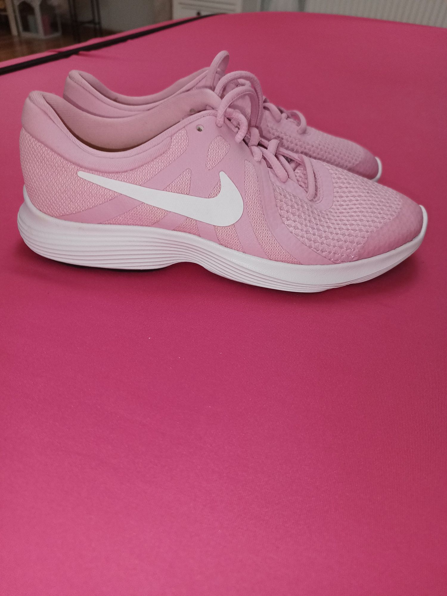 Buty damskie Nike nowe