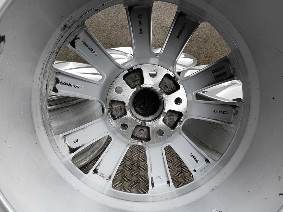 Oryginał felgi 18cali Volkswagen Touareg Audi Q7 Porsche Cayenne 8116