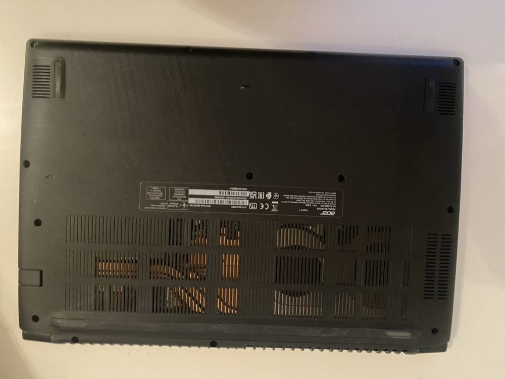 Acer Aspire 7 A715-42G-R7BK/ Ryzen 7/32 ГБ RAM / RTX 3050