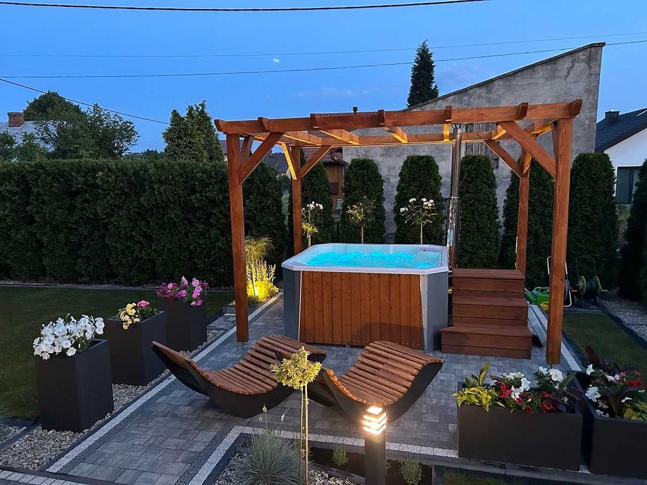 Ekskluzywne Jacuzzi, PRODUCENT, Balia, Balie, Bania "ZIMA Z EFRO SPA"