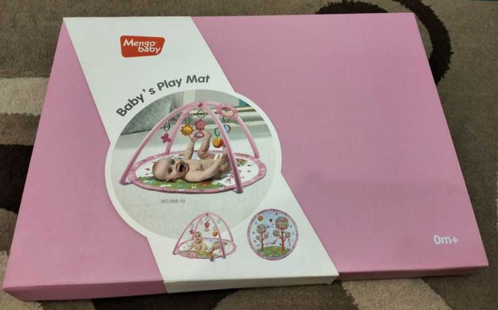 Розвиваючий килимок з іграшками для немовлят