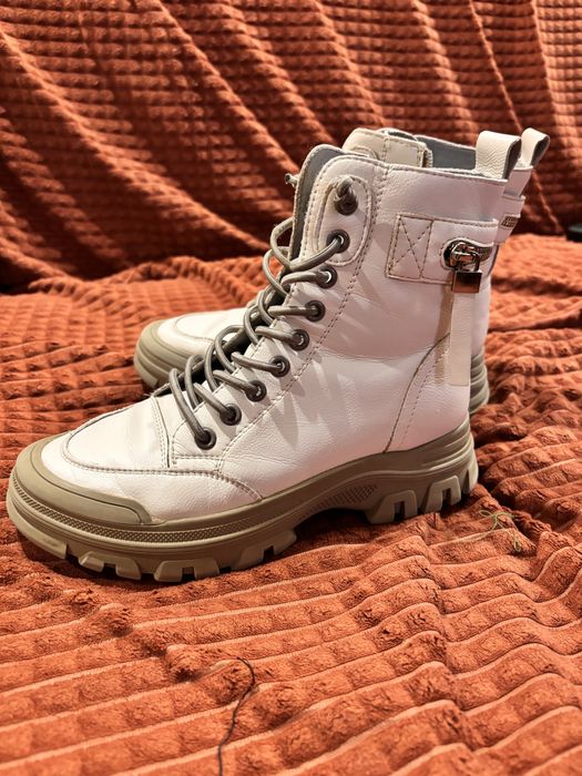 Жіночі ( дівчачі) зимові чобітки фірми Lonza