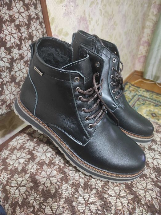 Чоловіче взуття ( черевики/лофери/туфлі/дитяча обув і т.д)