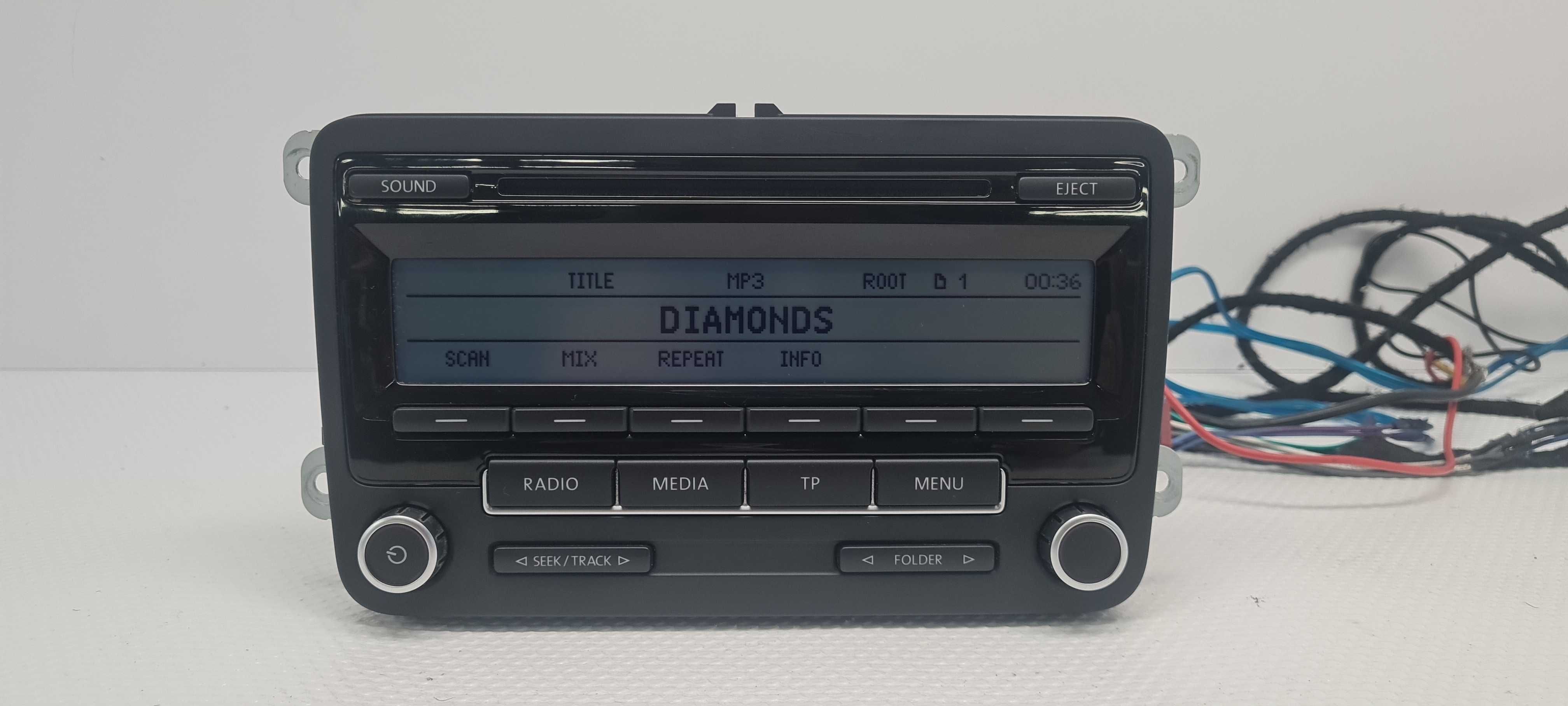 VW Passat B7 Golf VI Jetta Radio Cd Mp3 Aux 1K003---5186AA z kodem