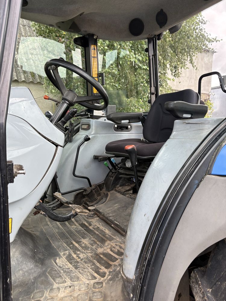 New holland td80d z ładadowaczem czołowym