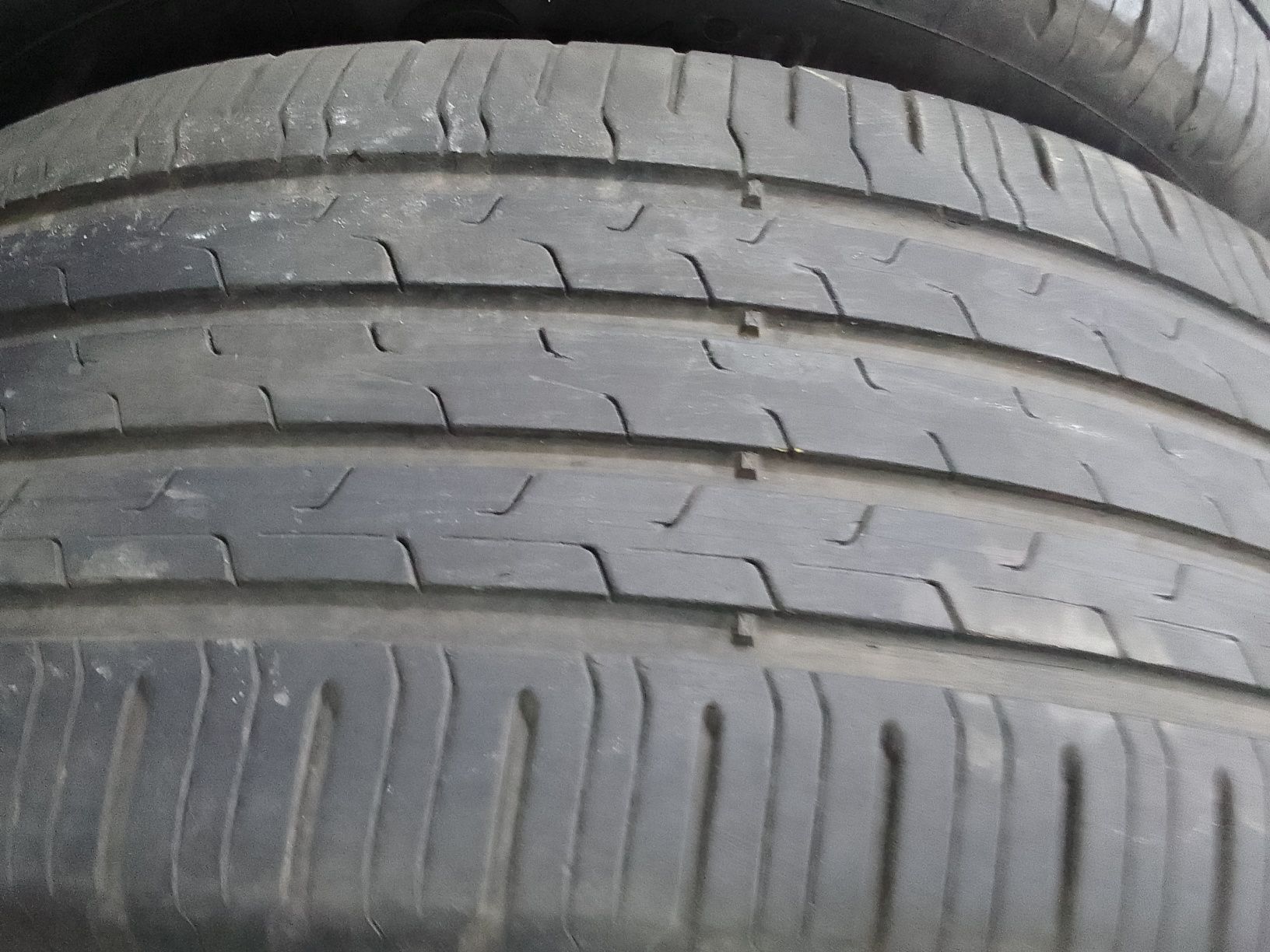Cena za 2 Opony letnie 235/55r18 CONTINENTAL 2023r