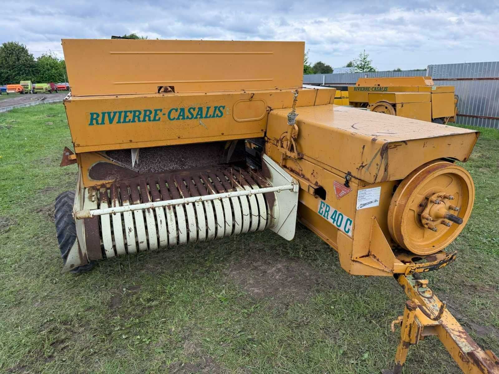 Прес підбирач Пресс-подборщик тюкопрес RIVIERRE CASALIS ER40C