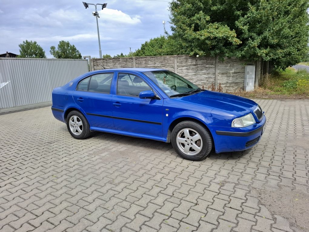 Sprzedam Skodę Octavia 2.0 klima zadbana