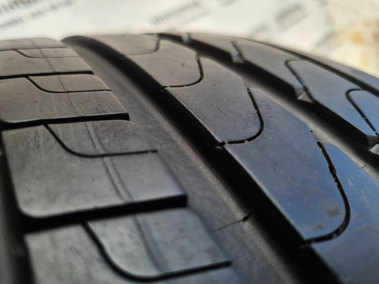 Шини 235/45 R 18 PIRELLI Cinturato P7. Літо пара. Колеса склад.