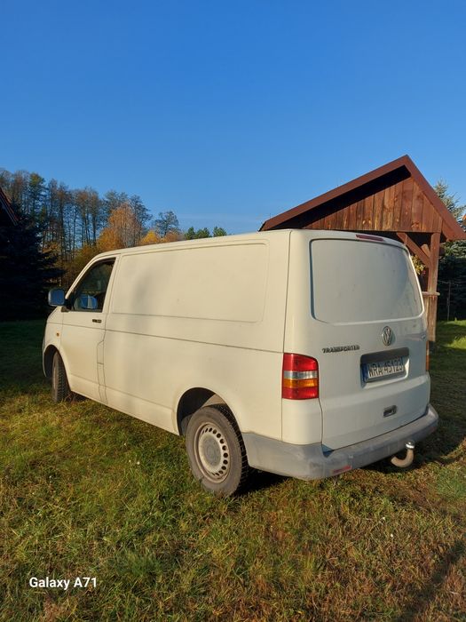 VW T5 1.9 TDI 2005 przebieg 280 000 cena 18,000