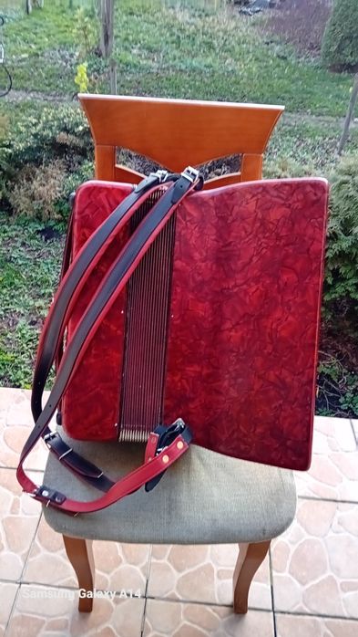 Akordeon weltmeister 80 basów 3 chóry. Zamienię na rower