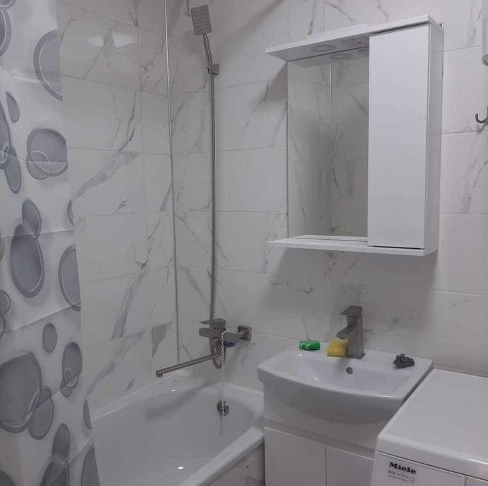 продам 1к.кв. Песочин "Мобиль" ул.Дагаева №3 с евроремонтом,4/10