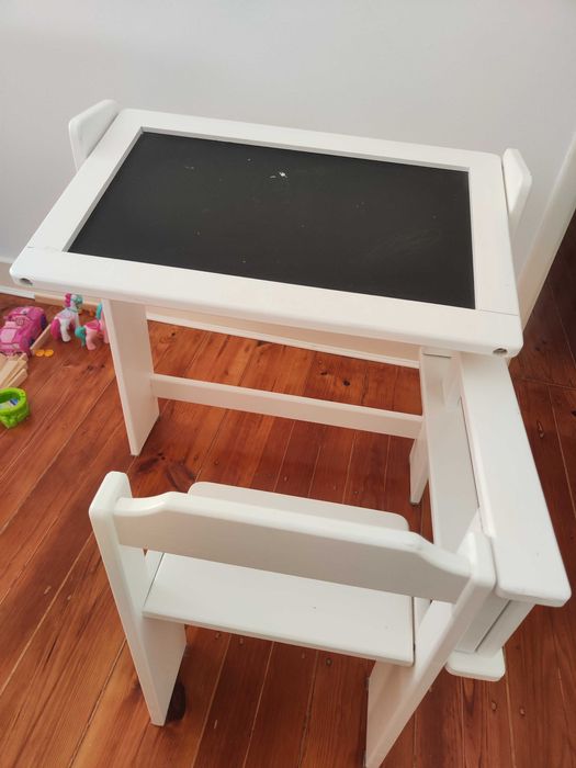 Secretária de criança dobrável