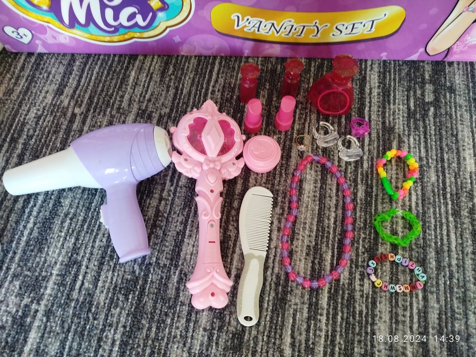 Toaletka dla dziewczynki 3+