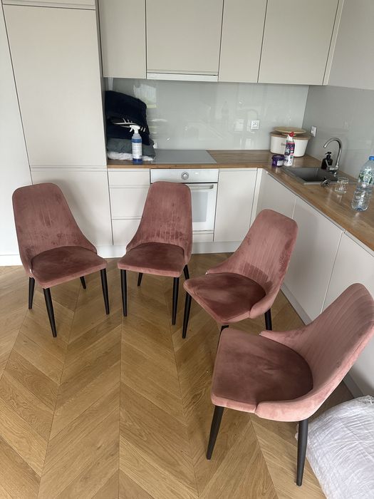 Krzesla tapicerowane homla