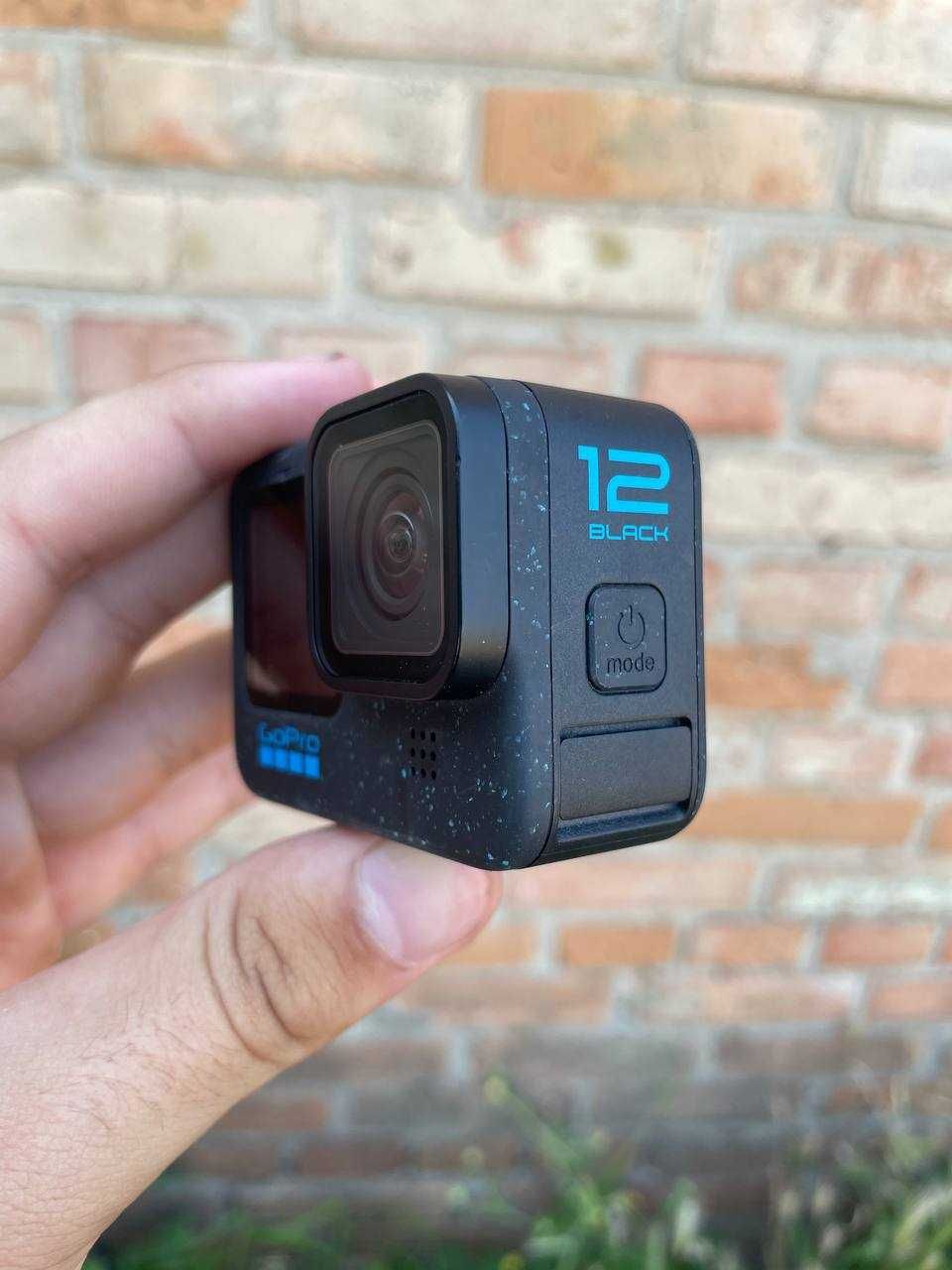 Екшн камера GoPro HERO12 Black з комплектом