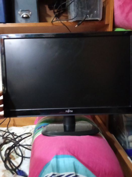 Monitor Fujitsu 21"